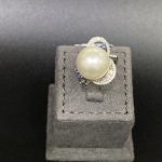 8B0E3535-27A8-419D-A87B-54DB16250D30